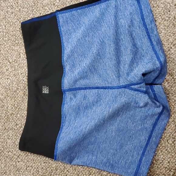 La Vie en Rose Athletic Shorts - Picture 2 of 8